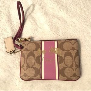 💎👛 LIKE NEW- COACH purple wristlet